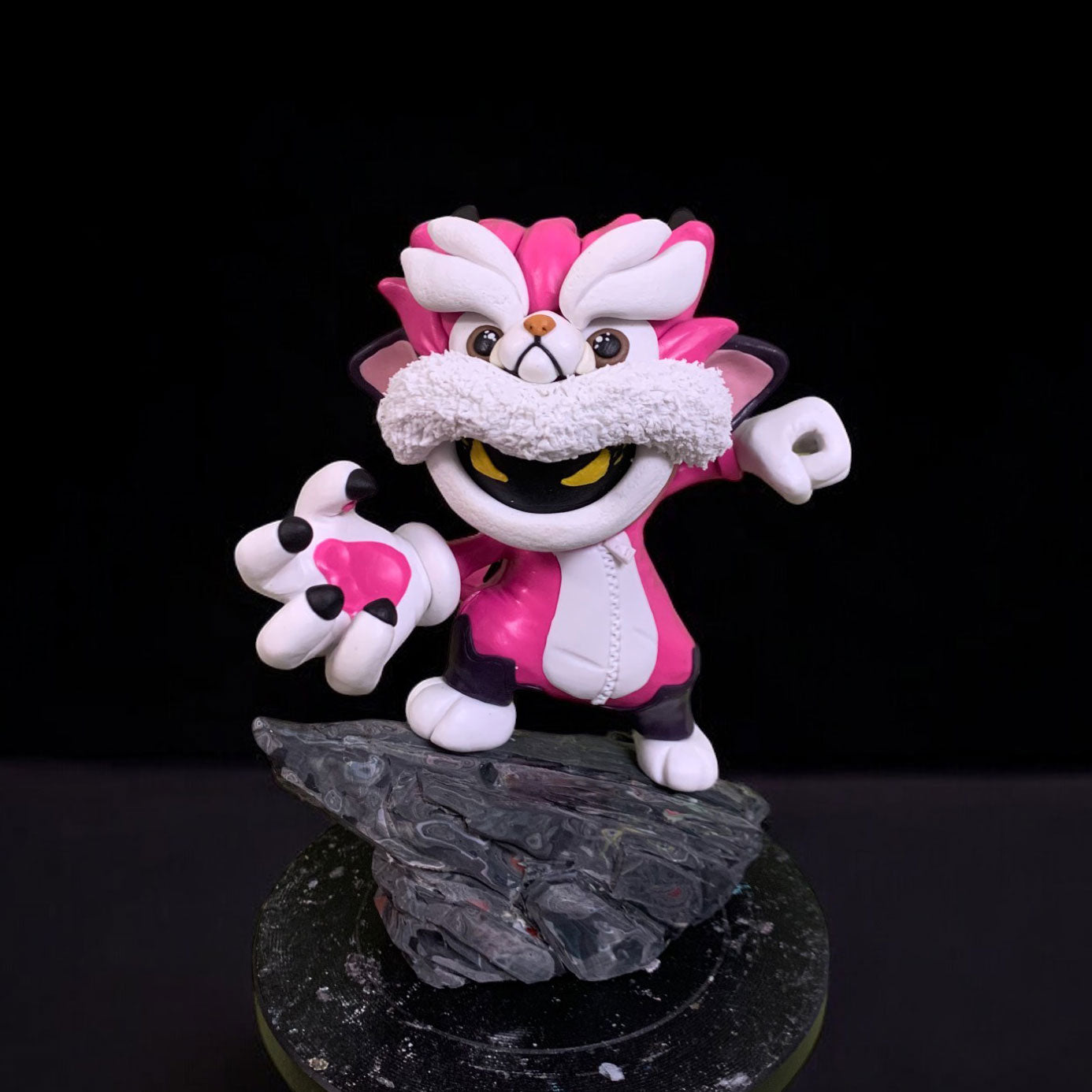 Finished clay figurine created by teacher in Goldfish Art’s clay sculpting and character modeling course for ages 5-18